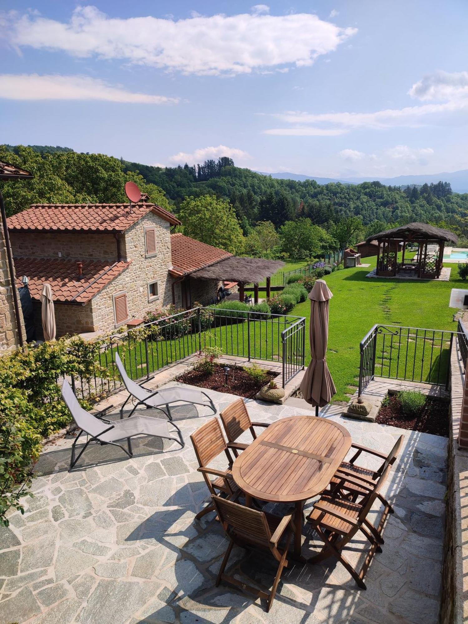 Podere Verdi Colline Poppi Esterno foto